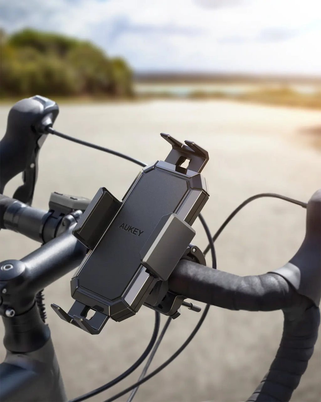 Kaufe QOOVI Fahrrad-Handyhalterung Motorrad 360°-Ansicht Universeller  Fahrrad-Handyhalter für Zoll-Handyständer Stoßfeste Halterung GPS-Clip
